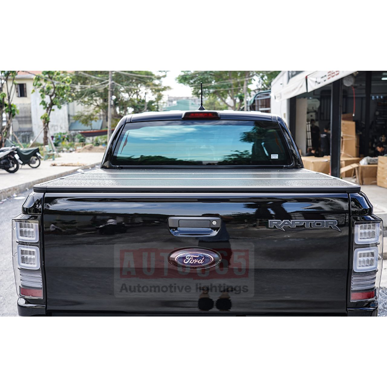 LẮP THÙNG CUỘC 3 TẤM CHO FORD RANGER RAPTOR 2019 - Hình 1